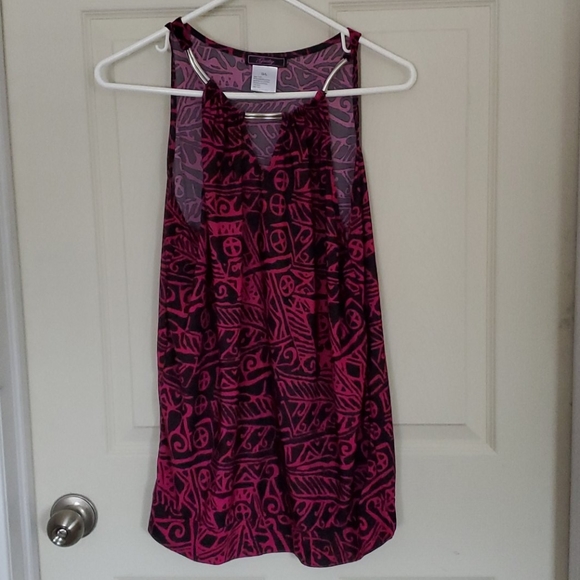 Top - Picture 1 of 2